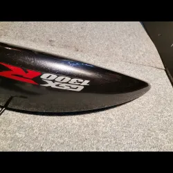 COQUE ARRIERE GAUCHE 1300 GSXR HAYABUSA DE 2011