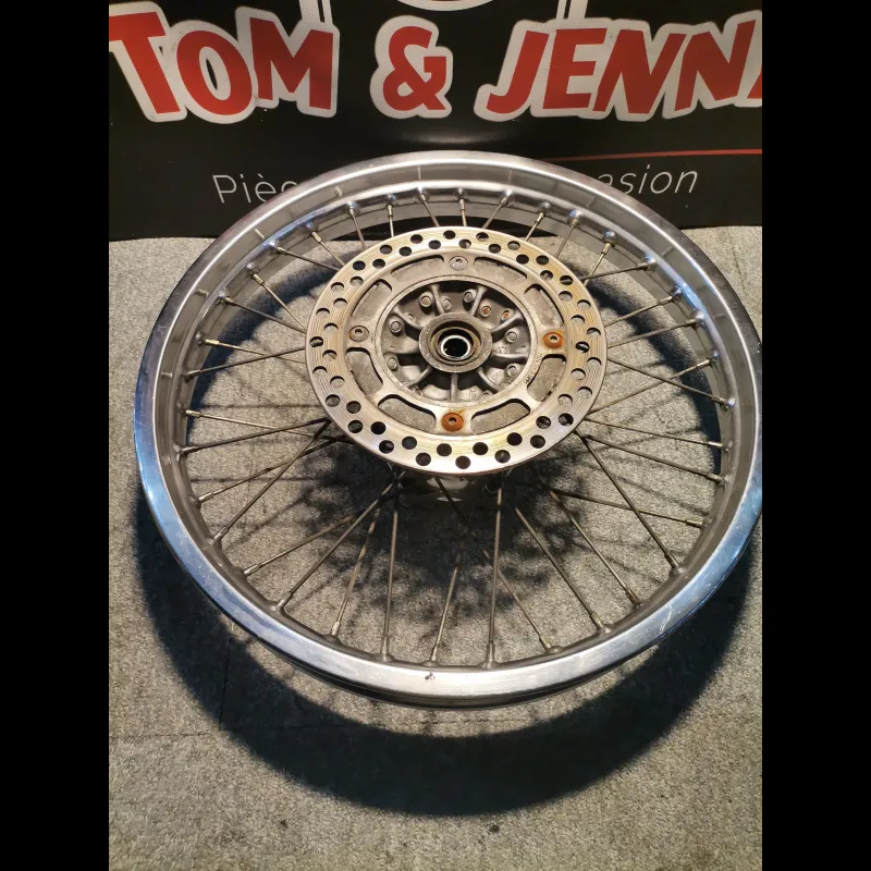 JANTE ARRIERE 125 TSR 89/94 JANTE ARRIERE 125 TSR 89/94