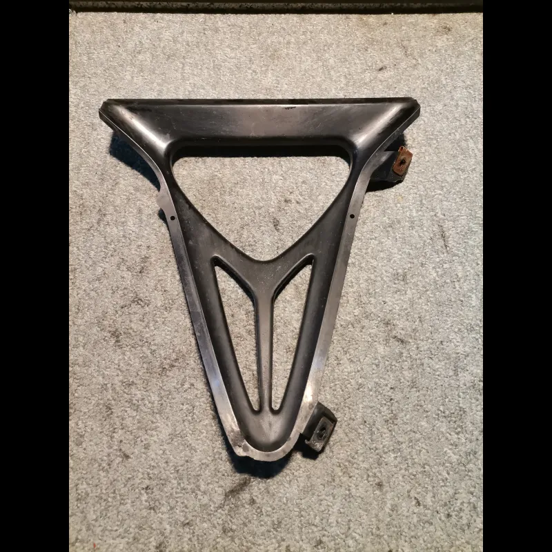 V DE CARENAGE R6 99/02