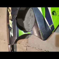 FLANC DE CARENAGE GAUCHE ZX6R 98/99