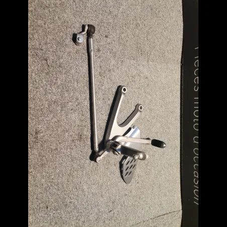 PLATINE PILOTE GAUCHE R1 07/08