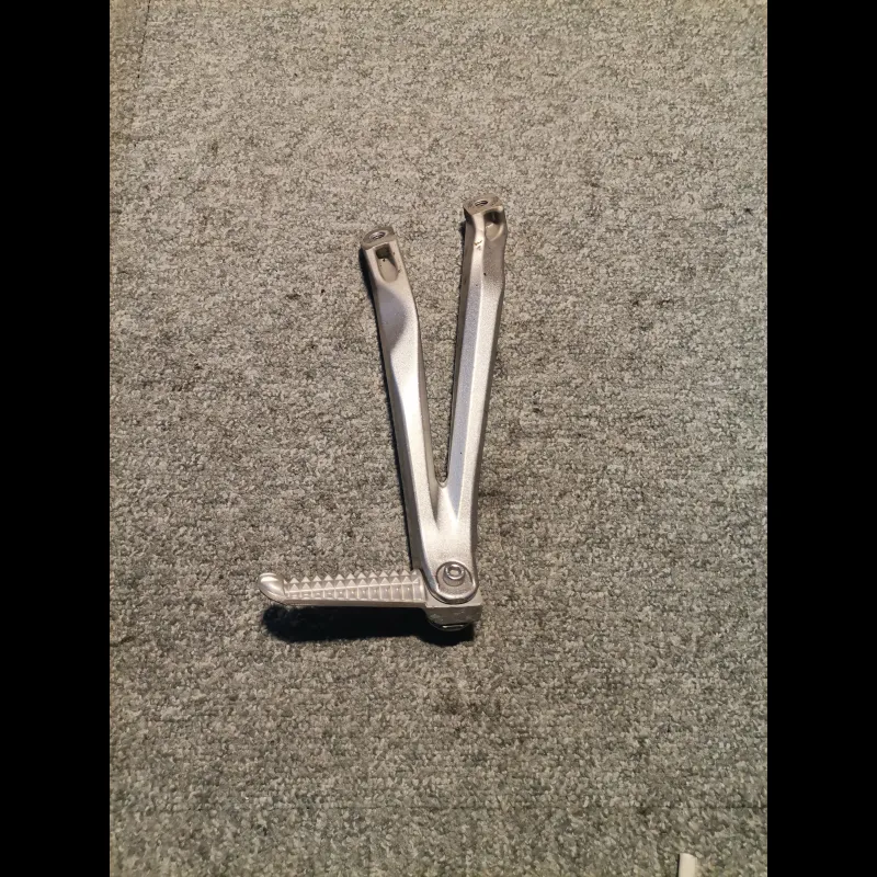 PLATINE PASSAGER DROITE R1 07/08 PLATINE PASSAGER DROITE R1 07/08
