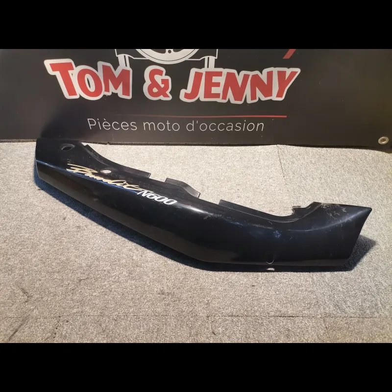 COQUE ARRIERE DROITE 600 BANDIT 96/99 COQUE ARRIERE DROITE 600 BANDIT 96/99
