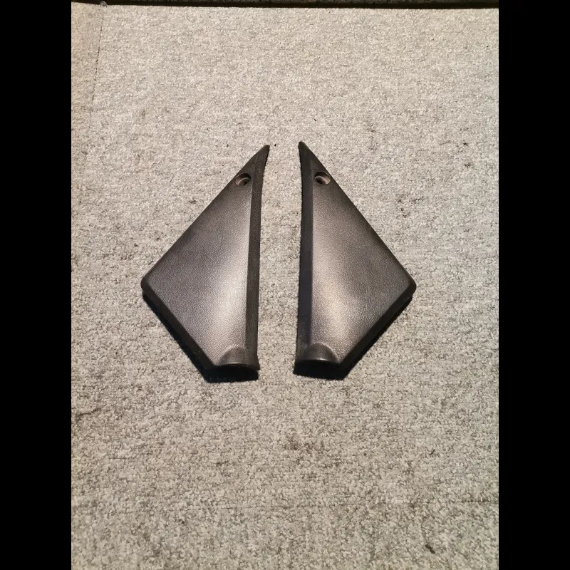 PAIRE DE CACHES CADRE 600 BANDIT 95/99 PAIRE DE CACHES CADRE 600 BANDIT 95/99