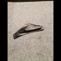 CACHE CADRE GAUCHE R6 99/02