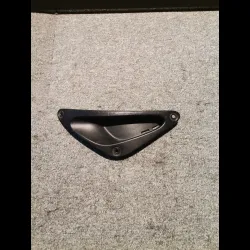 CACHE CADRE GAUCHE R6 99/02