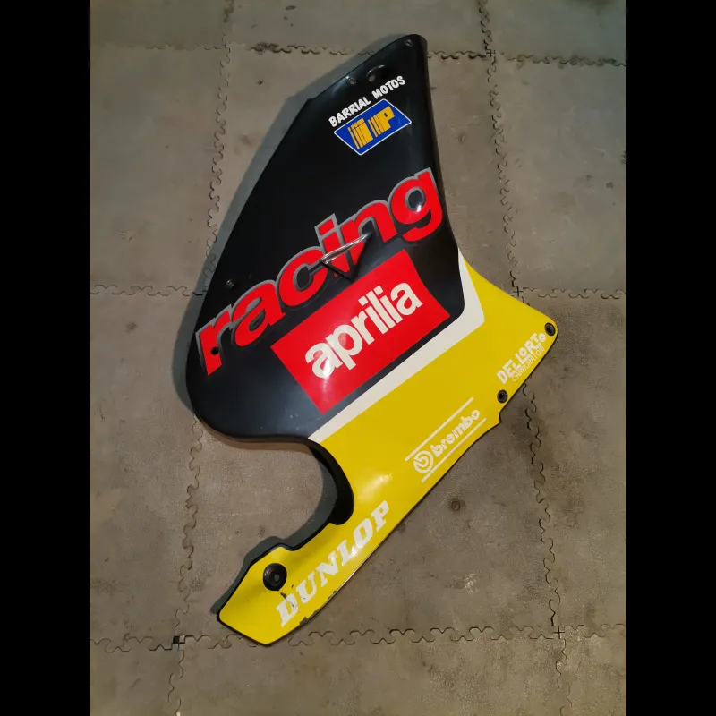 FLANC CARENAGE DROIT 50 RS 99/03 FLANC CARENAGE DROIT 50 RS 99/03