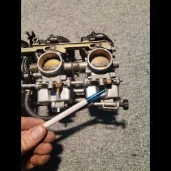 RAMPE CARBURATEUR 1200 BANDIT 00/04