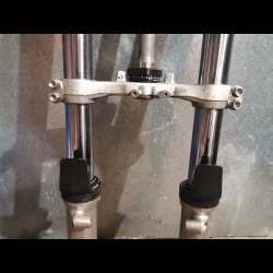 FOURCHE 1200 N BANDIT 00/04