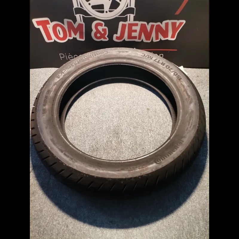 PNEU CONTINENTAL CONTIROADATTACK 4 150/70 R17 PNEU CONTINENTAL CONTIROADATTACK 4 150/70 R17