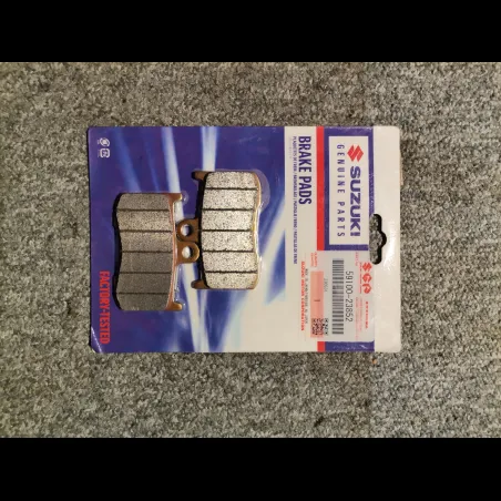 JEU DE PLAQUETTES DE FREIN 750 GSXS 20/21