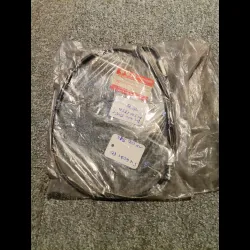 CABLE D'ACCELERATEUR 400 DR 80/81