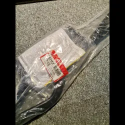 SUPPORTS TOP CASE" GIVI" NEUF GSXS 1000 GT DE 2022