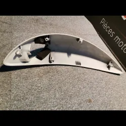COQUE ARRIERRE GAUCHE 1300 GSXR HAYABUSA 08/17
