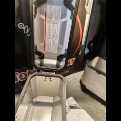 VALISES (NEUVES) 37LITRES DL 1000 VSTROM 17/19