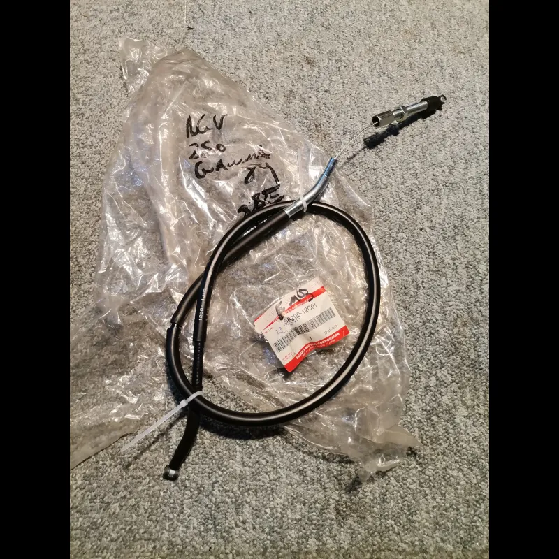 CABLE EMBRAYAGE RGV 250 GAMMA DE 1989 CABLE EMBRAYAGE RGV 250 GAMMA DE 1989