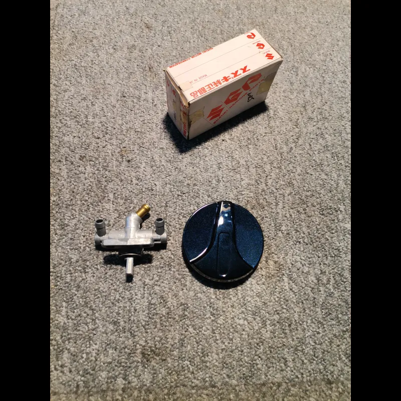 ROBINET ESSENCE (NEUF) GSXS 1100 G 91/94