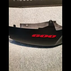 COQUE ARRIERE DROITE 600 GSXR 06/07