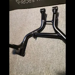 BEQUILLE CENTRALE (NEUF) 600 BANDIT 00/04