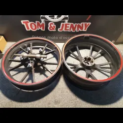 PAIRE JANTES 1050 SPEED TRIPLE 16/18