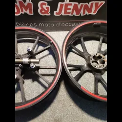 PAIRE JANTES 1050 SPEED TRIPLE 16/18