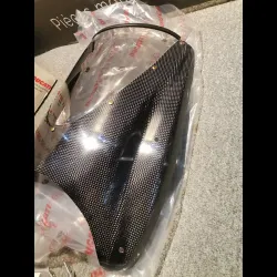 TETE DE FOURCHE CARBONE (NEUVE) 916 S4 MONSTER 01/03