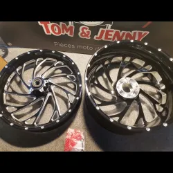 JANTES FORGEES (NEUVES) DIAVEL 11/21