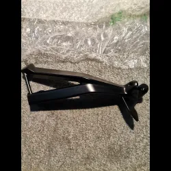 PLATINE PASSAGER DROITE (NEUVE) 1198 SUPERBIKE 09/11