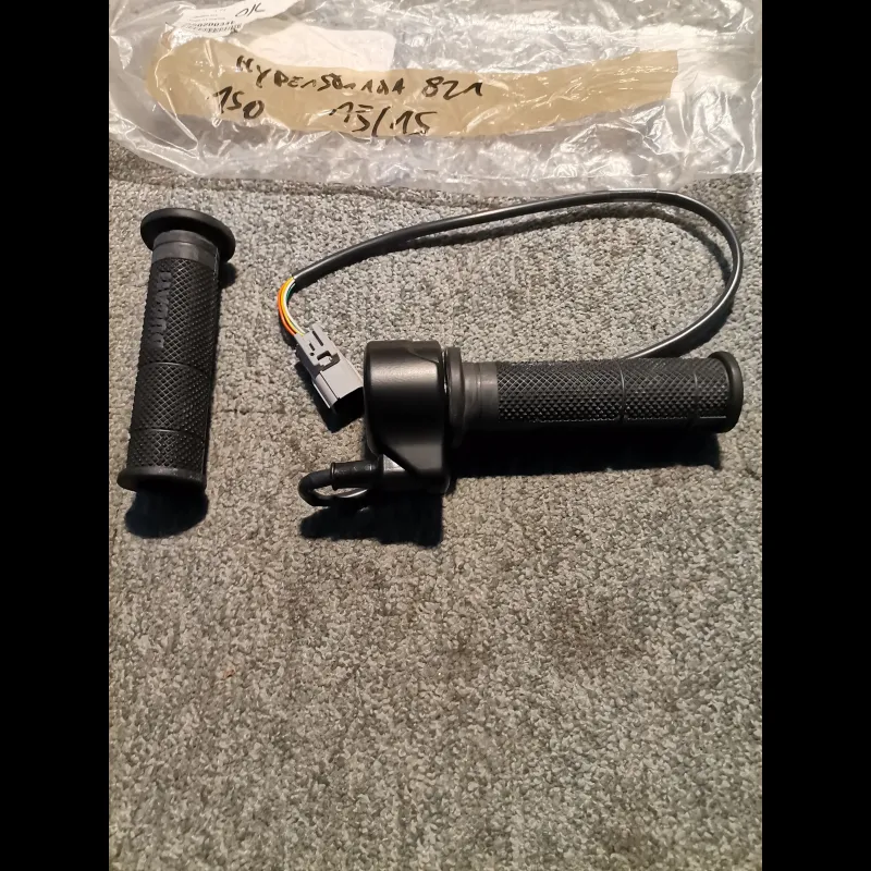 COMMANDE GAZ ELECT RIDE BY WIRE (NEUF) 821 HYPERSTRADA 13/15