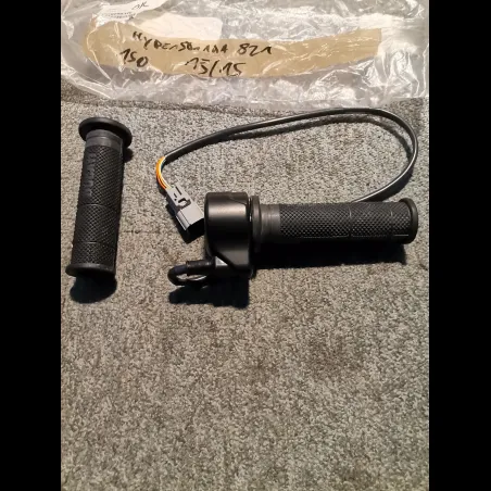 COMMANDE GAZ ELECT RIDE BY WIRE (NEUF) 821 HYPERSTRADA 13/15