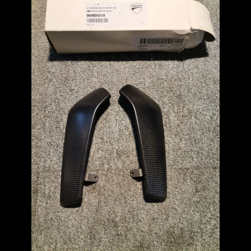 ECOPE RADIATEUR CARBONE (NEUVE) 1200 MONSTER 2015
