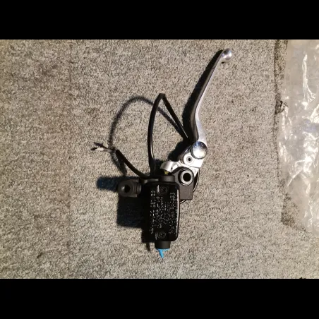 MAITRE CYLINDRE EMBRAYAGE "BREMBO" (NEUF) 696 MONSTER 09/15