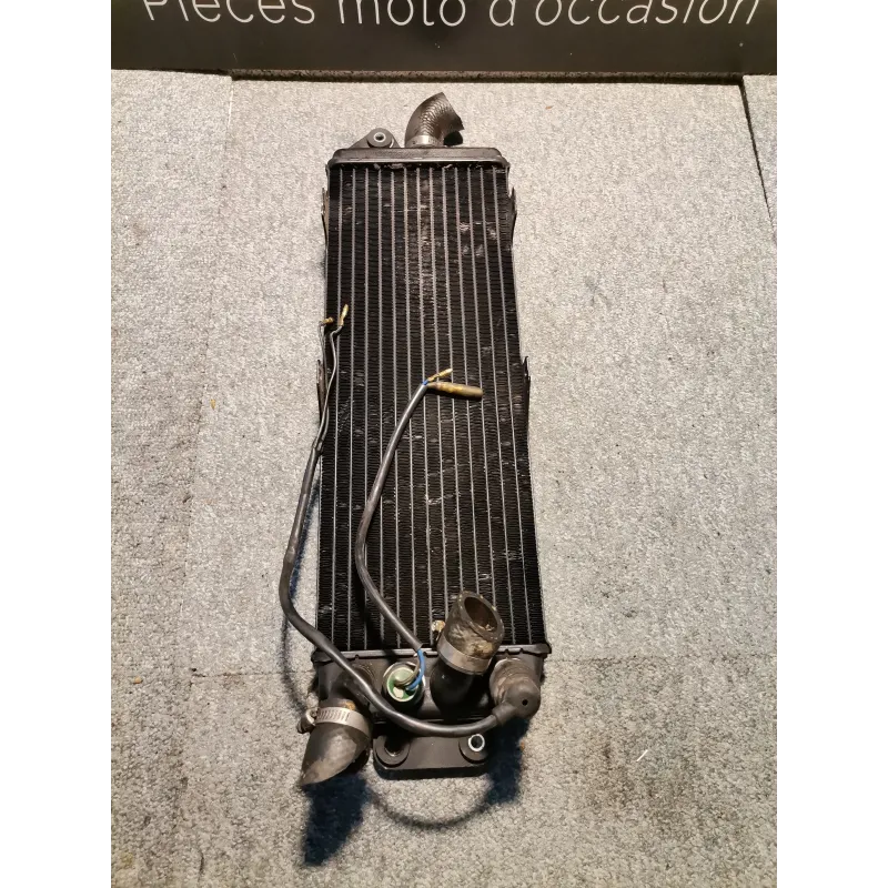 RADIATEUR D'EAU VX 800 DE 1992 RADIATEUR D'EAU VX 800 DE 1992