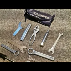 TROUSSE A OUTILS 125 VARADERO 00/06