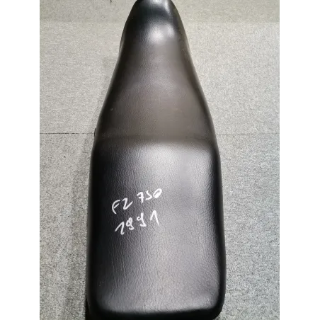 SELLE FZ 750 DE 1991